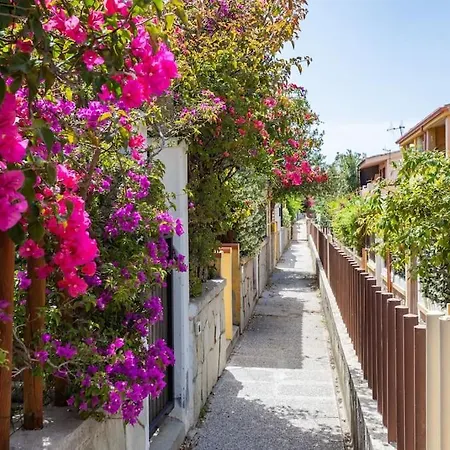 Free Parking Bilocale Centrale Con Terrazza * Villasimius